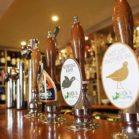 The Crown Hotel Wells-next-the-Sea Extérieur photo