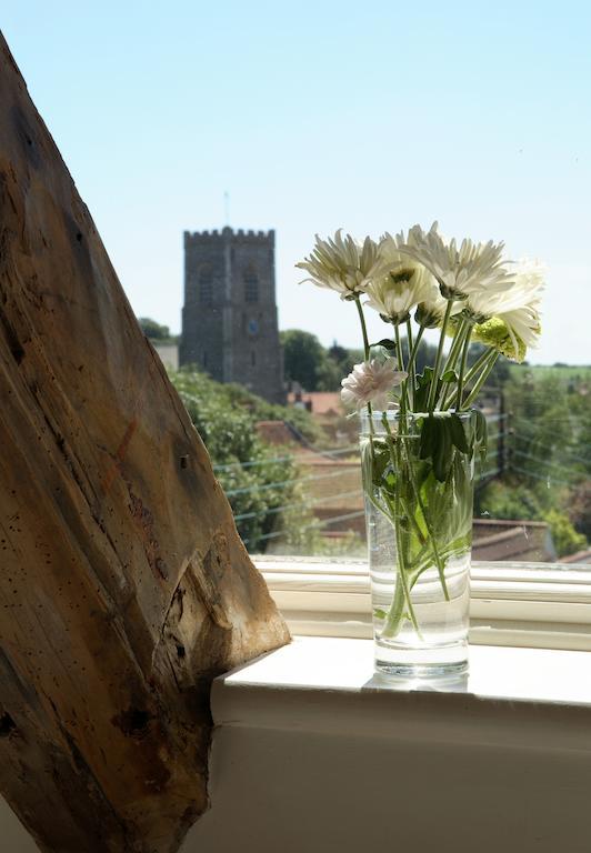 The Crown Hotel Wells-next-the-Sea Extérieur photo